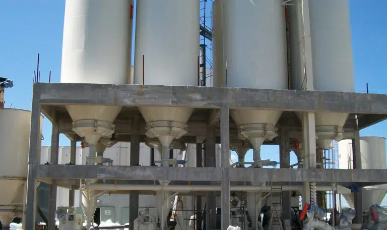 Industrial processes for dry bulk material handling Descripción de la imagen