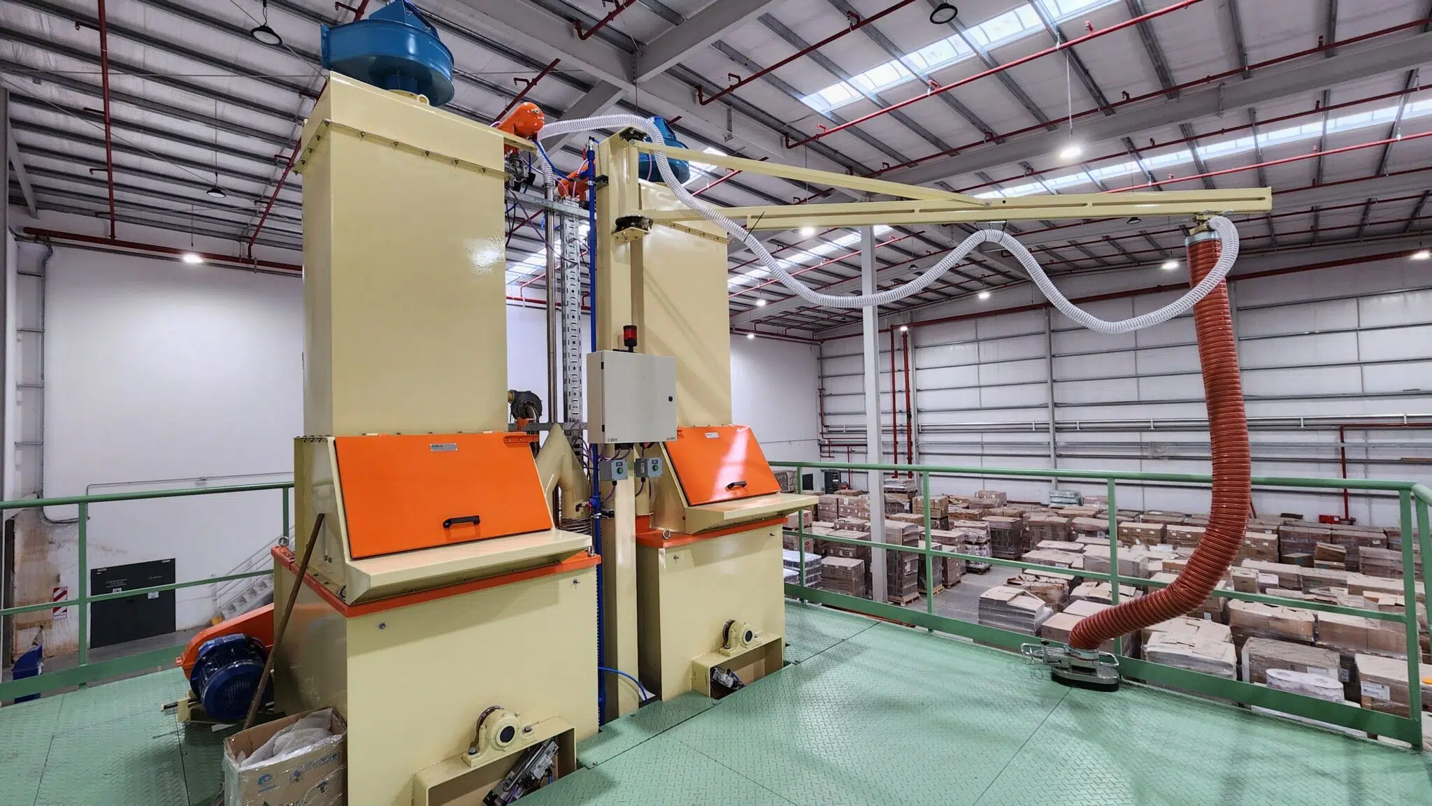 LB vacuum tube lifter installed in a plant
